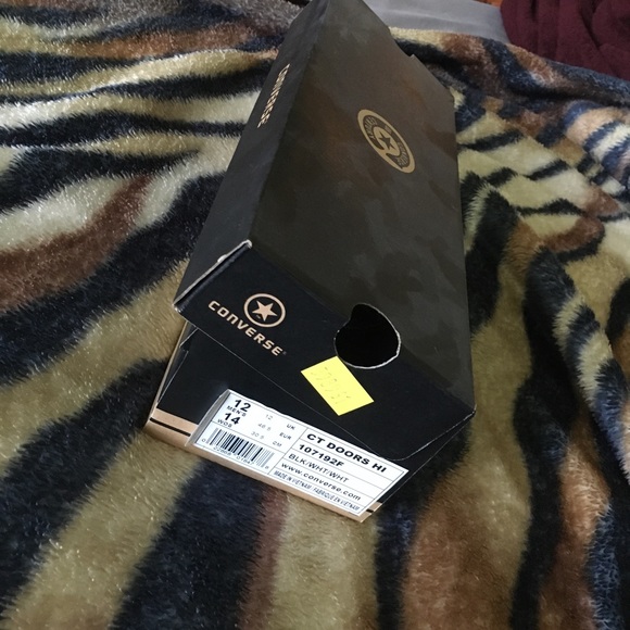 Converse - Picture 4 of 6